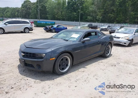 2013 Chevrolet Camaro 1Ls z USA, uszkodzony, nr VIN 2G1FE1E3XD9135415